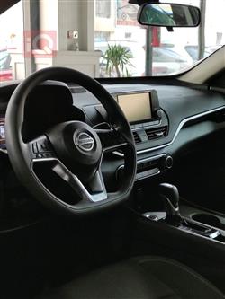 نيسان ألتيما